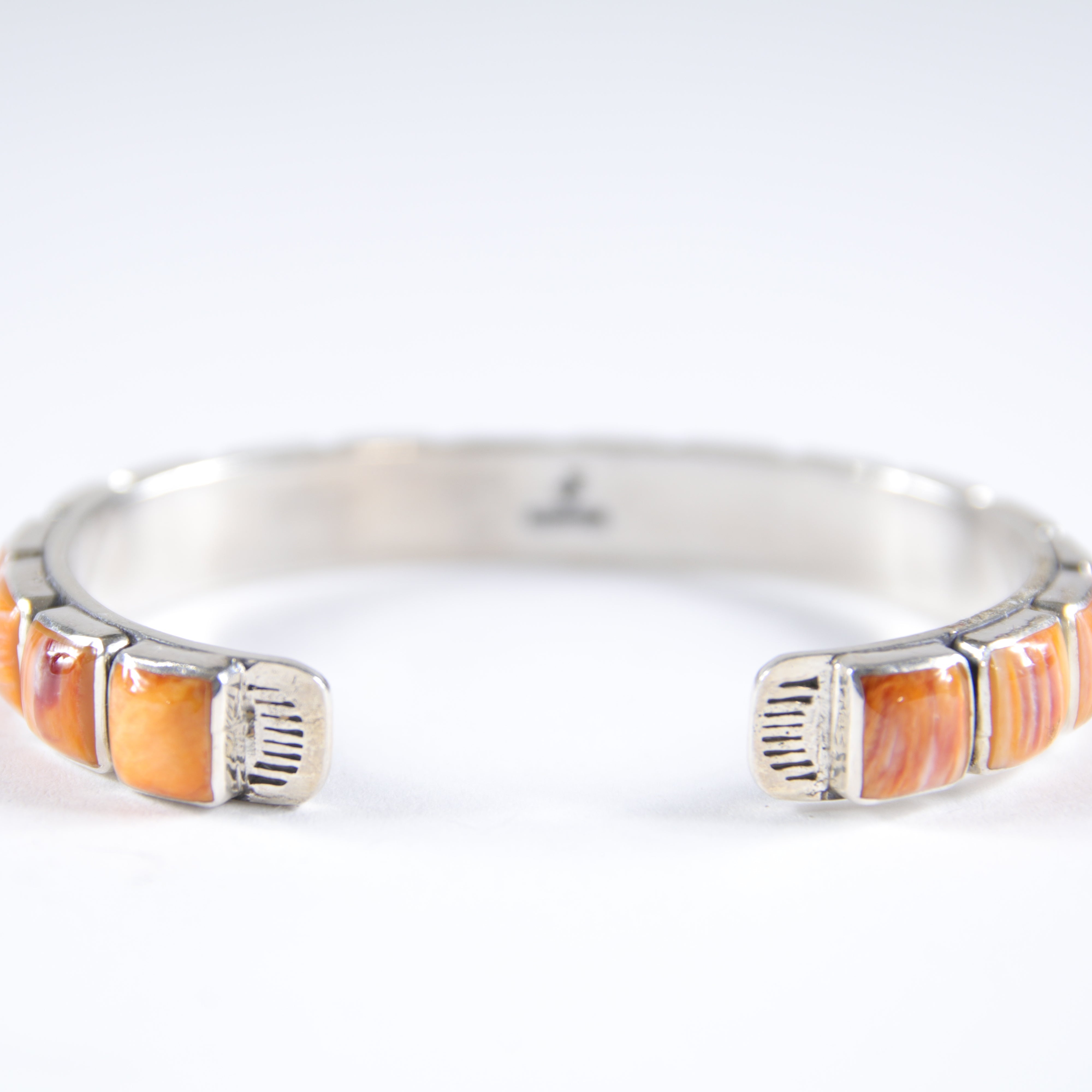 Small Orange Spiny Oyster Shell 1-Row Cuff Bracelet / Decorative stamping