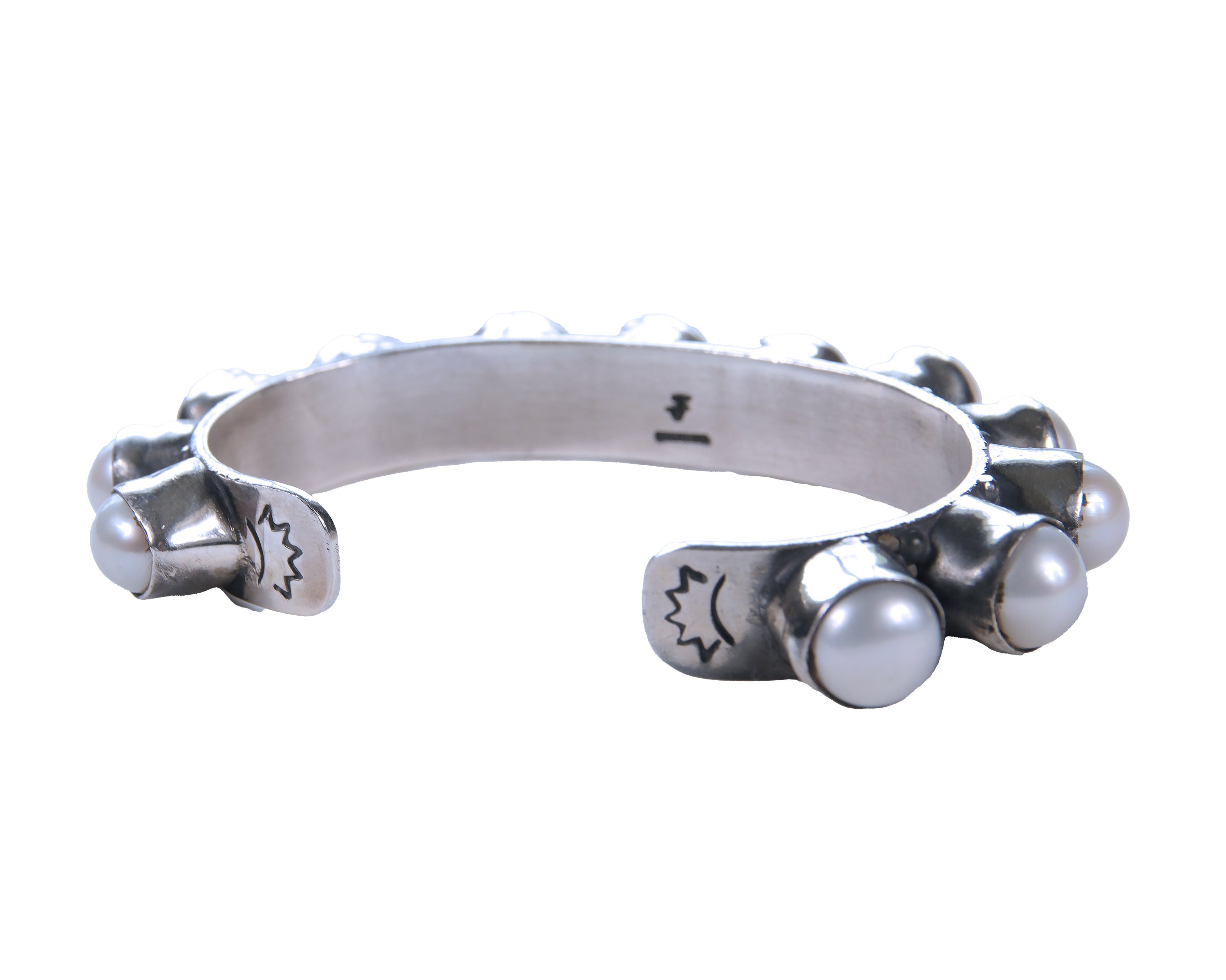 Bold Pearl Cuff Medium Size