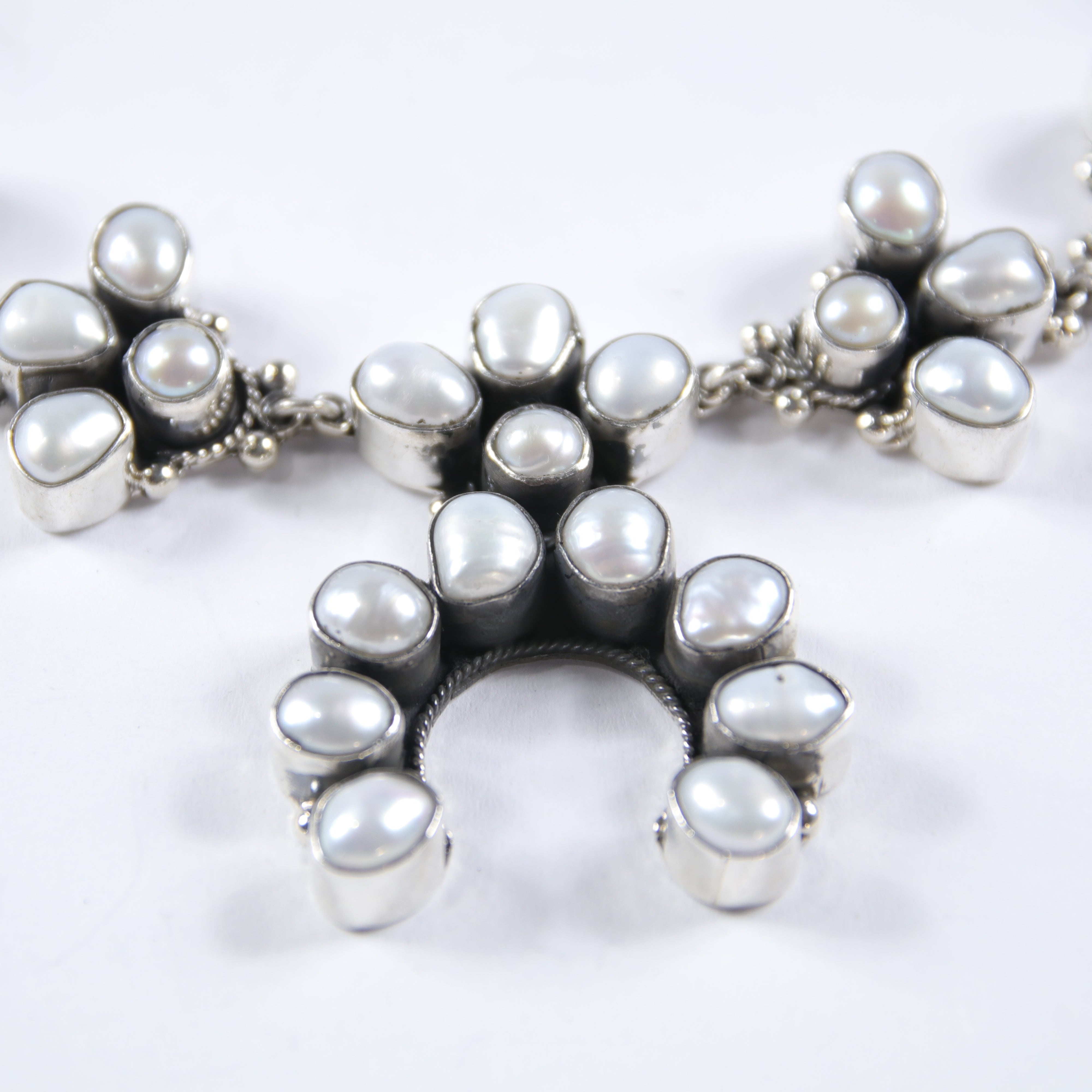 Medium Pearl Squash Blossom