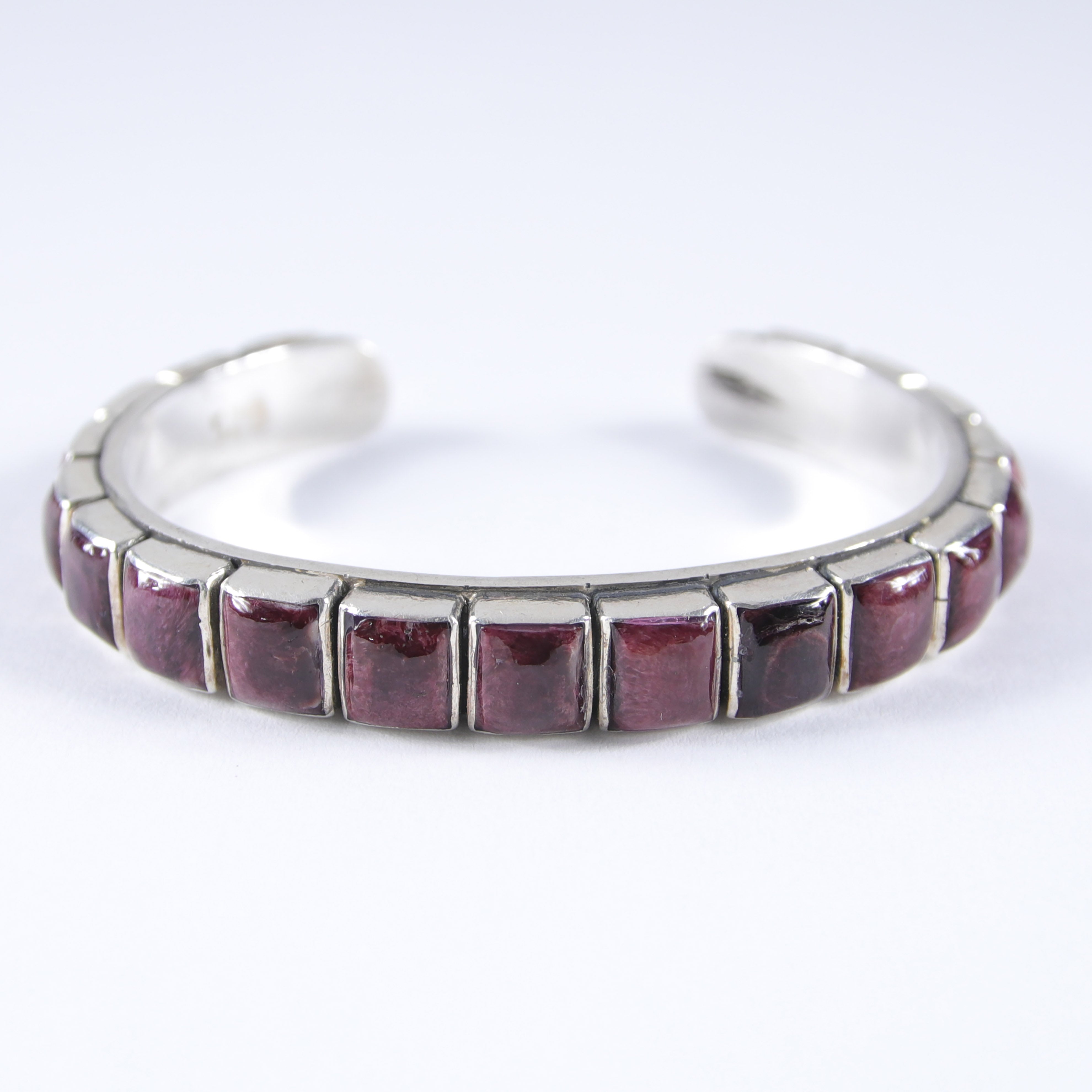 Medium Purple Spiny Oyster Shell Cuff