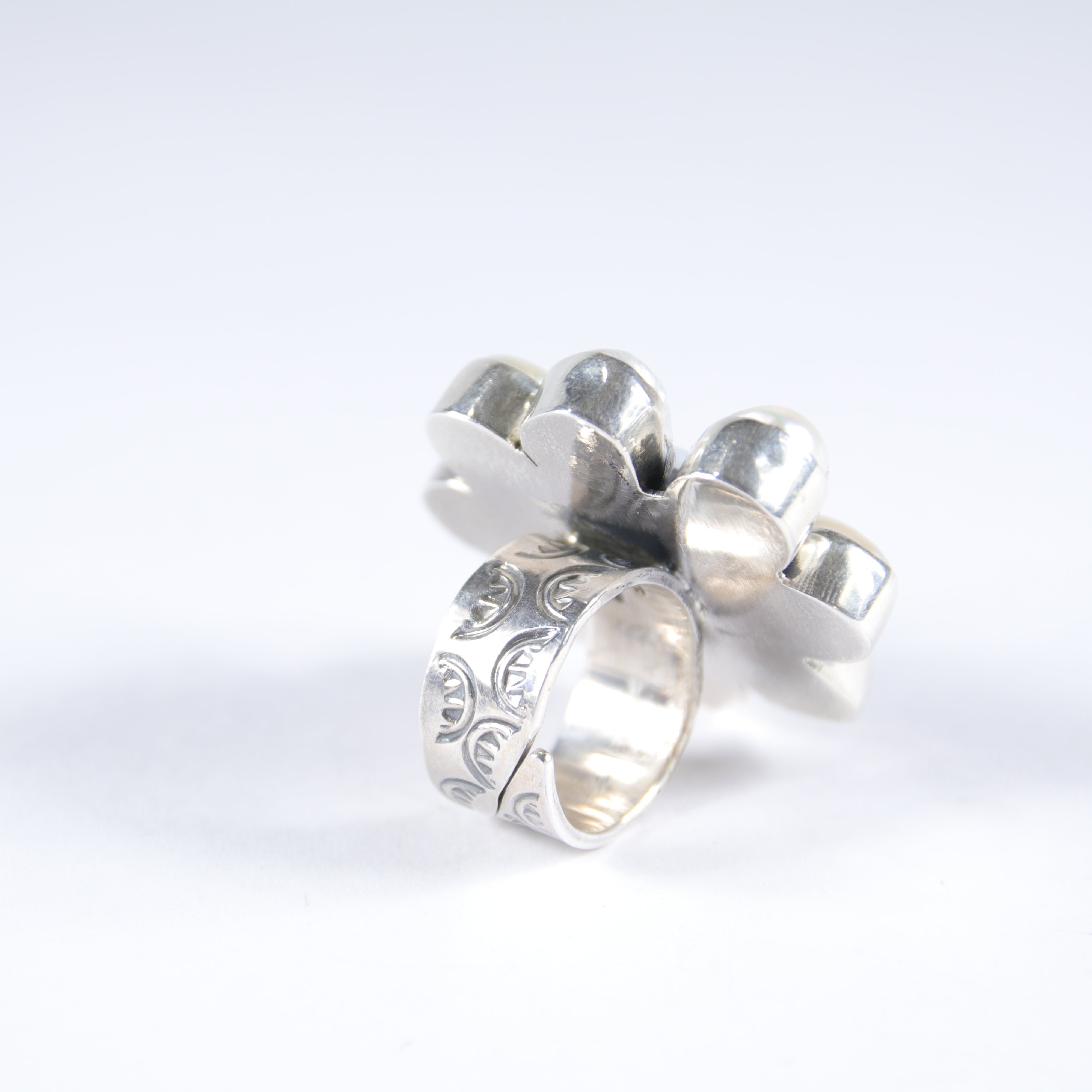 Pearl Flower Ring
